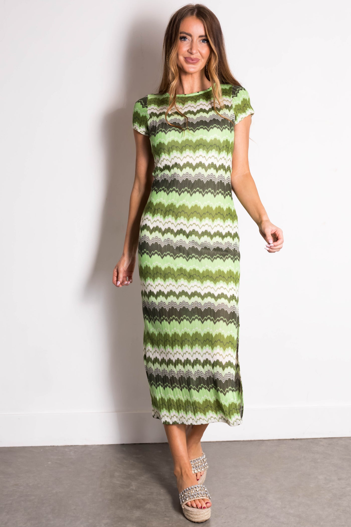 Kiwi Abstract Print Short Sleeve Maxi Dress