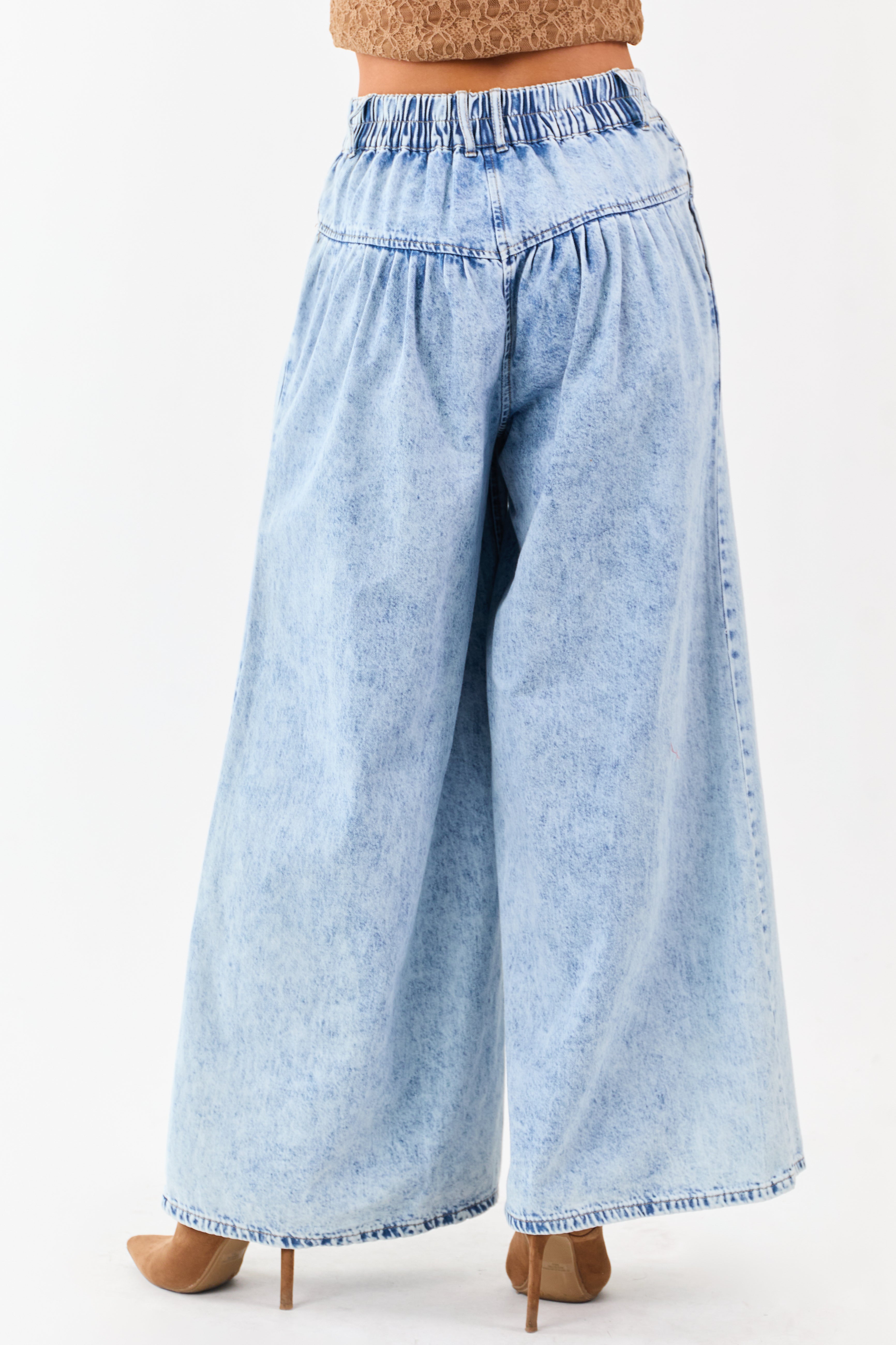 Light Acid Wash Button Fly High Rise Wide Leg Jeans