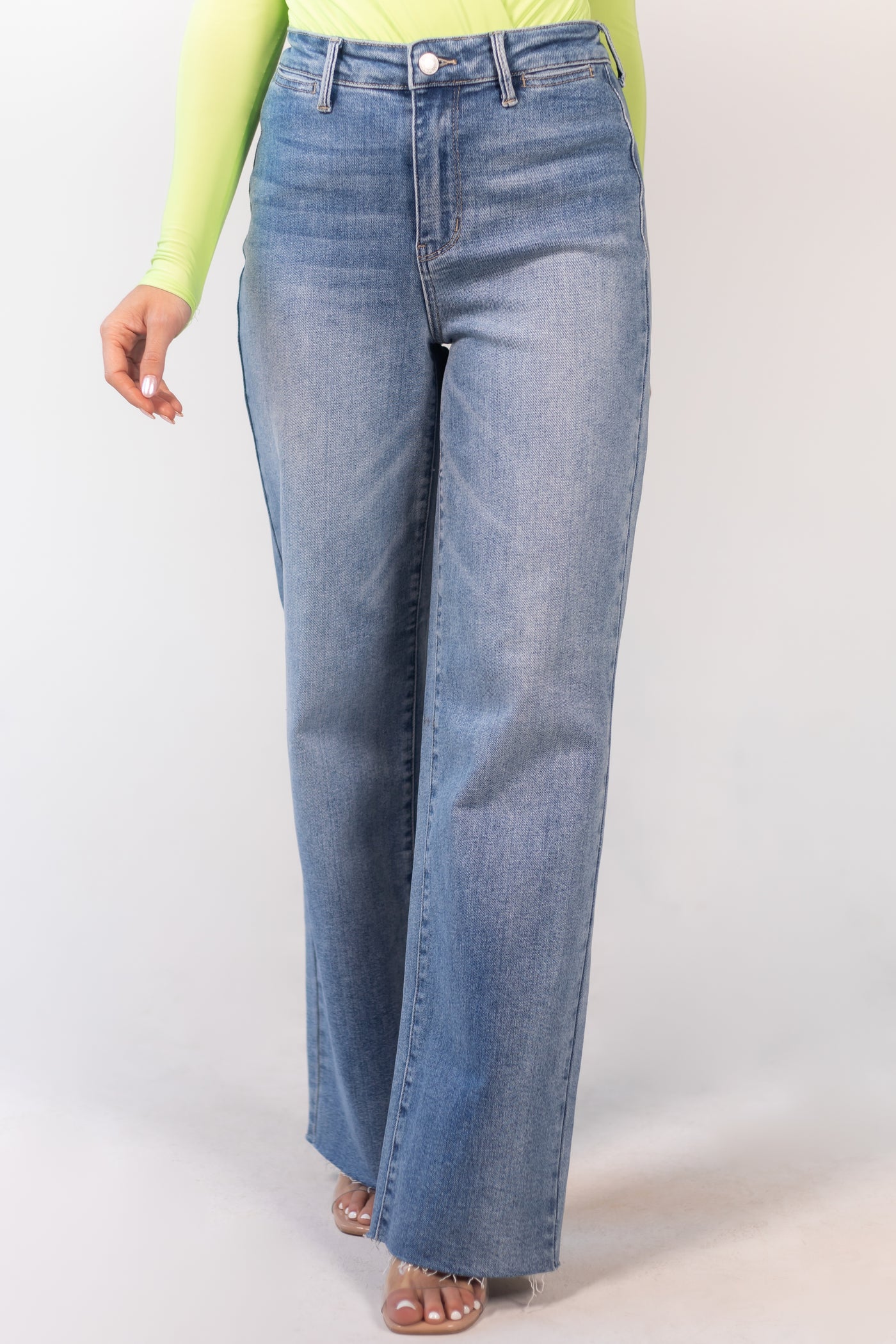 Washed High-Waist Wide-Leg Jeans