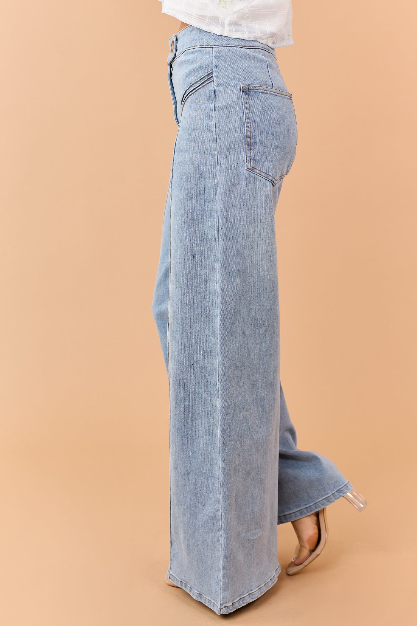 Light Wash High Rise Stretchy Wide Leg Jeans