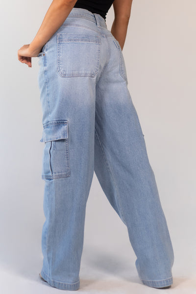 Light Wash Vintage Relaxed Cargo Jeans
