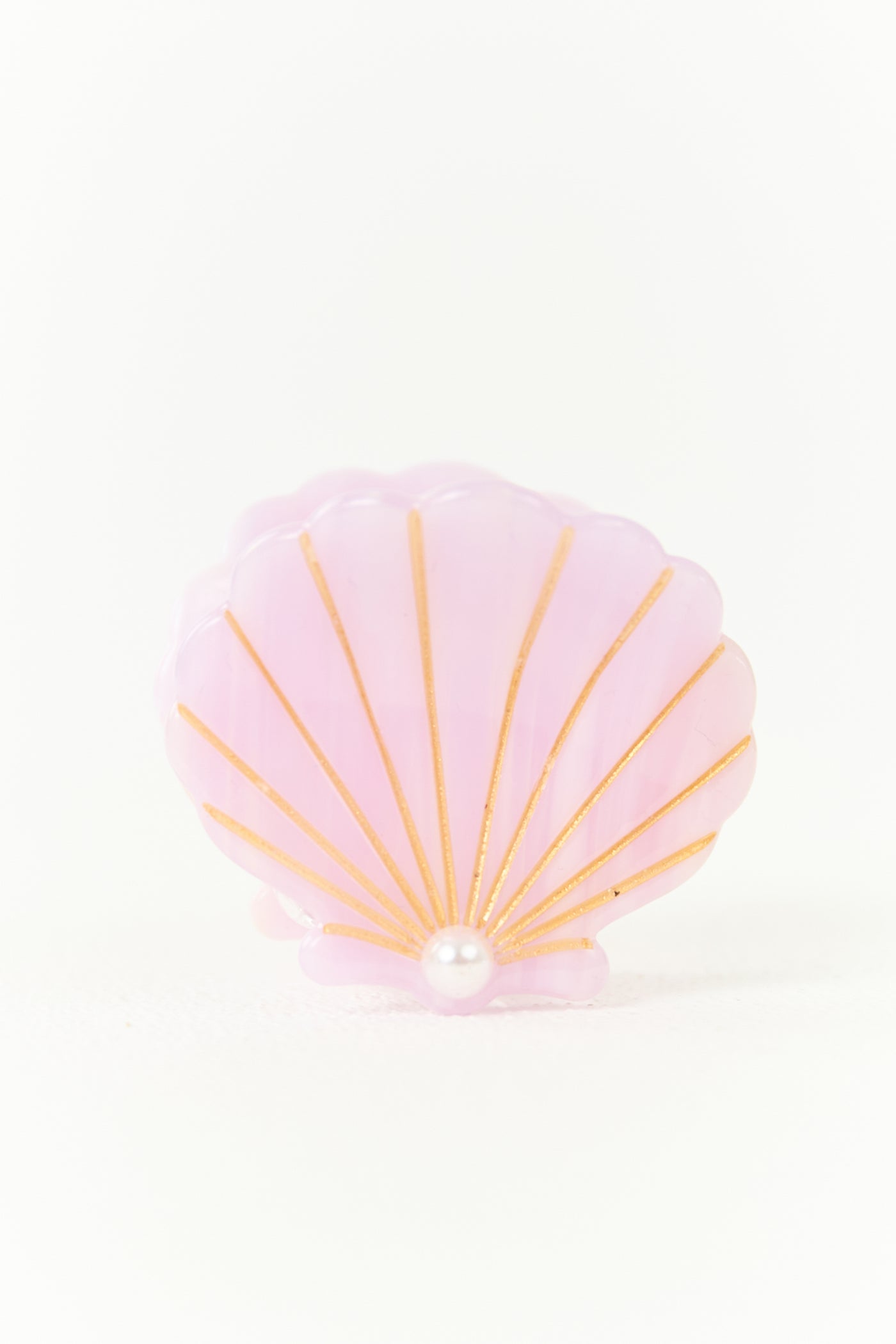 Light Mauve Pearl Detail Seashell Claw Hair Clip