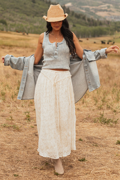 Listicle Vanilla Textured Floral Lace Maxi Skirt