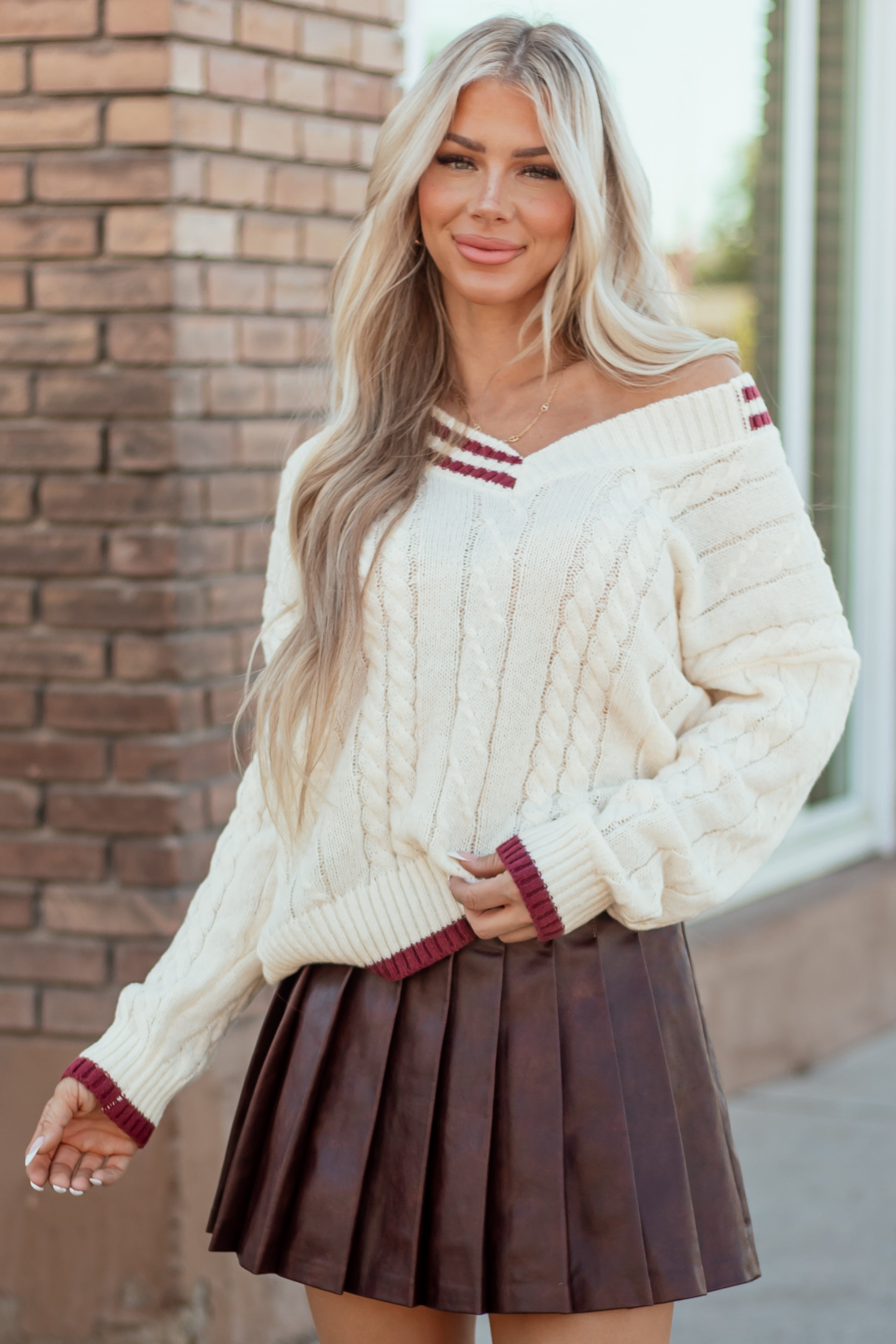 Lovelo Cream Cable Knit V Neck Contrast Trim Sweater