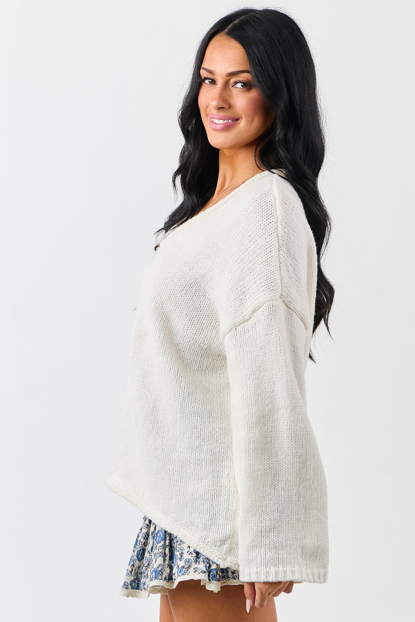 Lovelo Ivory V Neck Long Sleeve Chunky Knit Sweater