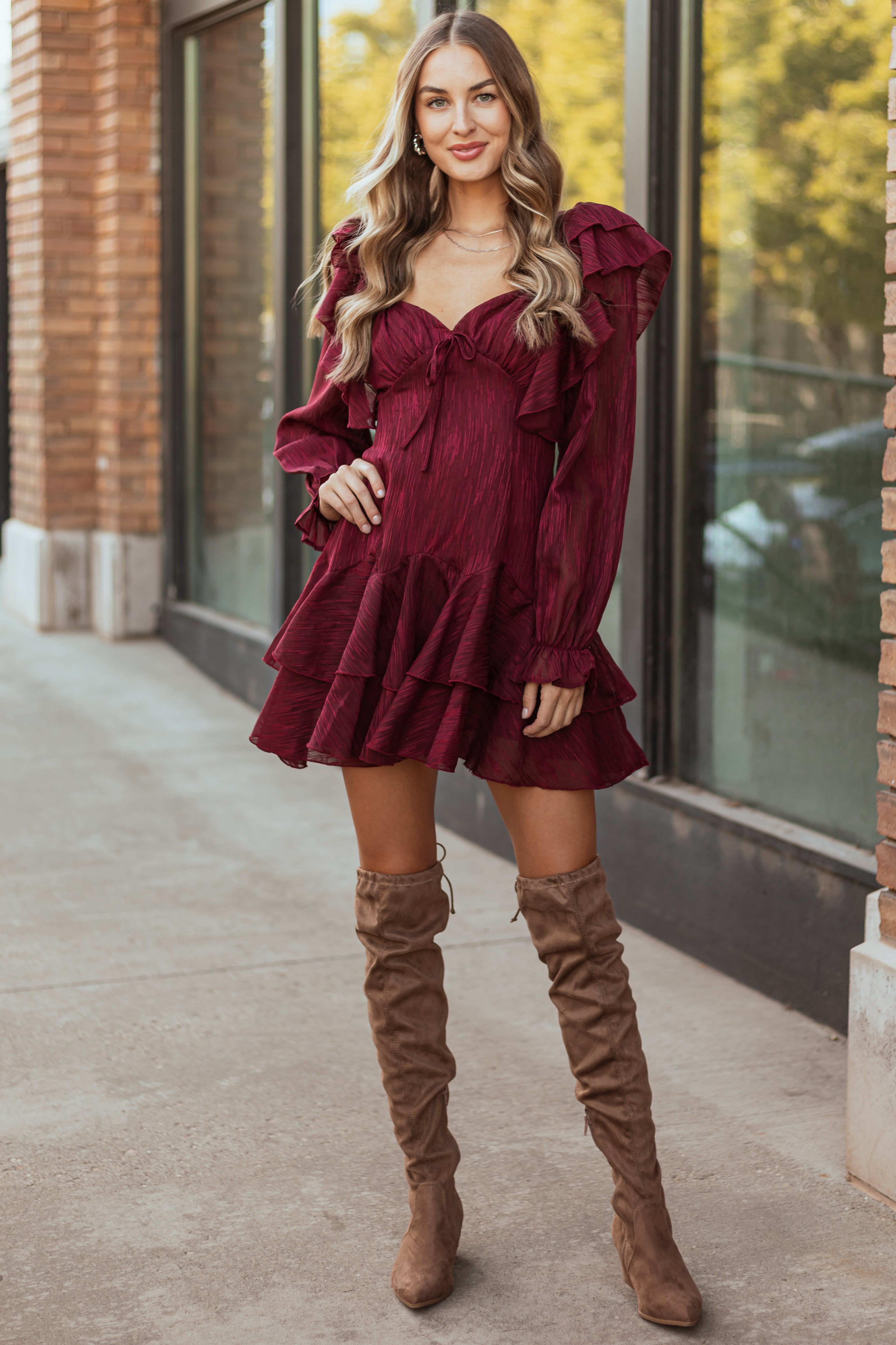 Maroon Sweetheart Neck Long Sleeve Short Dress Maroon Sweetheart Neck Long Sleeve Short Dress