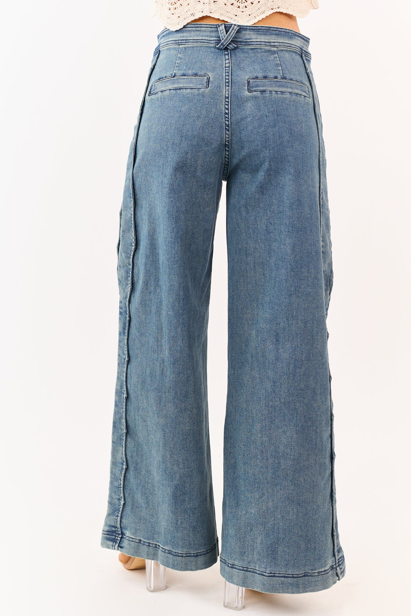 Medium Vintage Wash Scalloped Side Stretch Wide Jeans