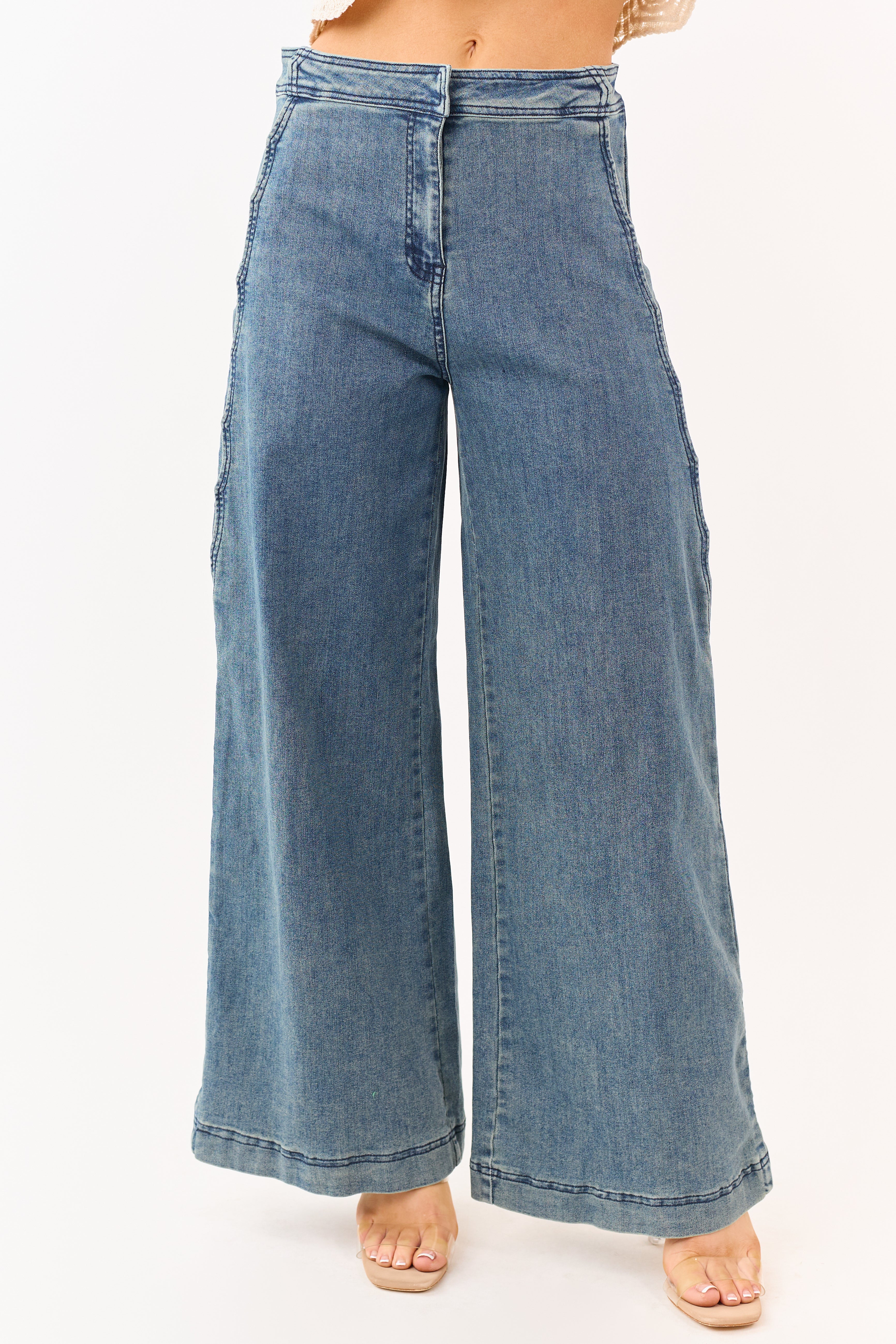 Medium Vintage Wash Scalloped Side Stretch Wide Jeans