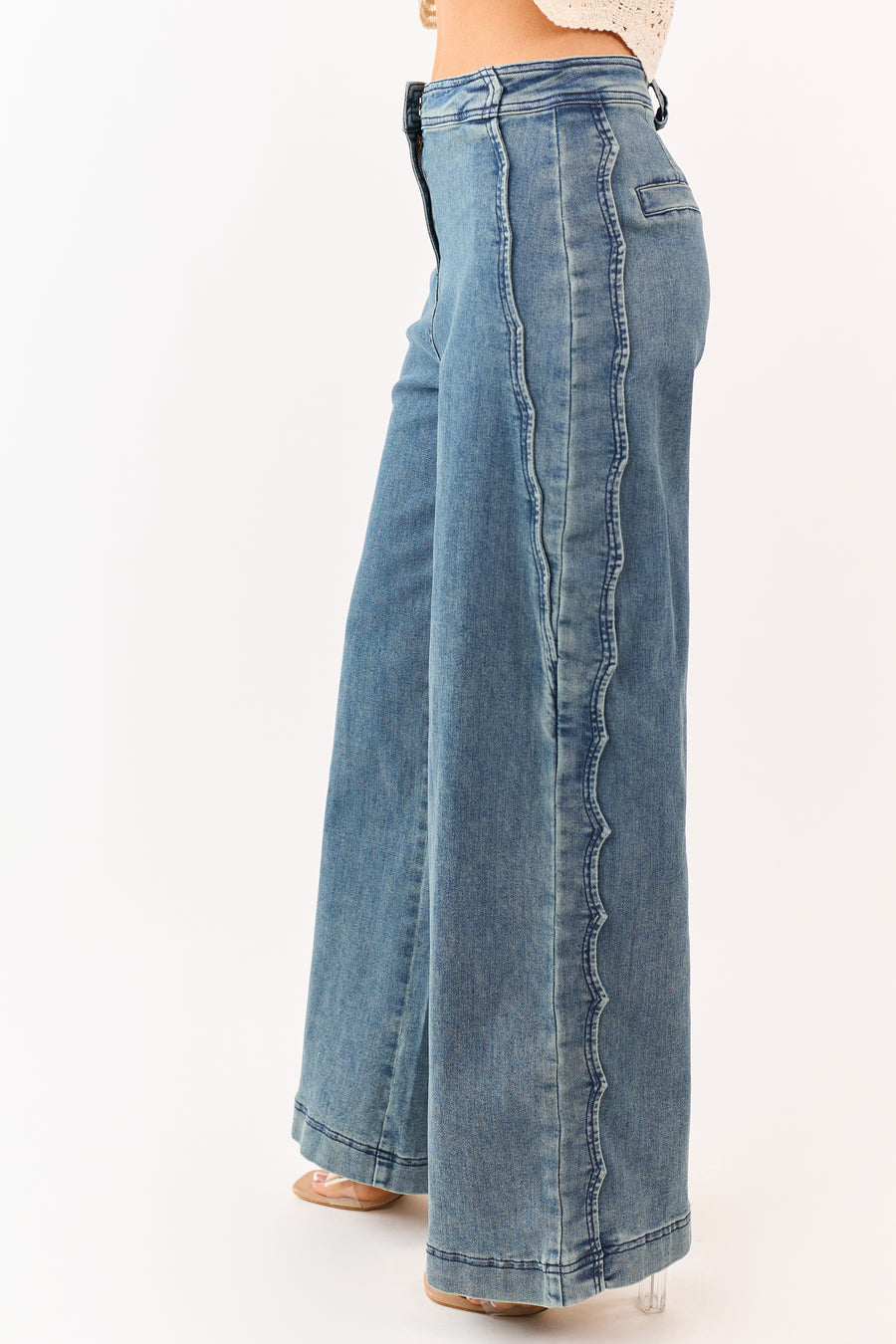 Medium Vintage Wash Scalloped Side Stretch Wide Jeans