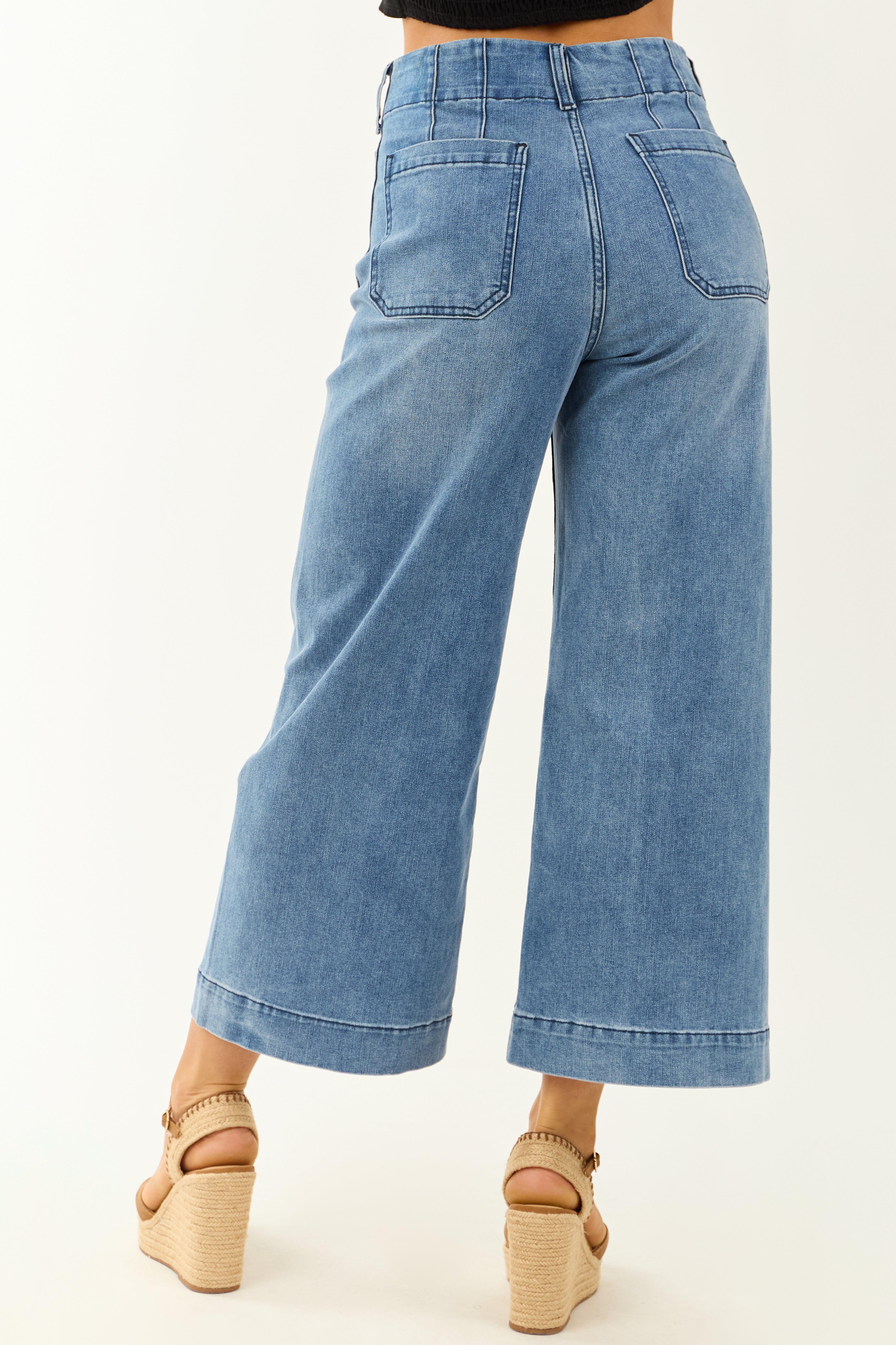 Medium Wash High Rise Ankle Length Straight Leg Jeans