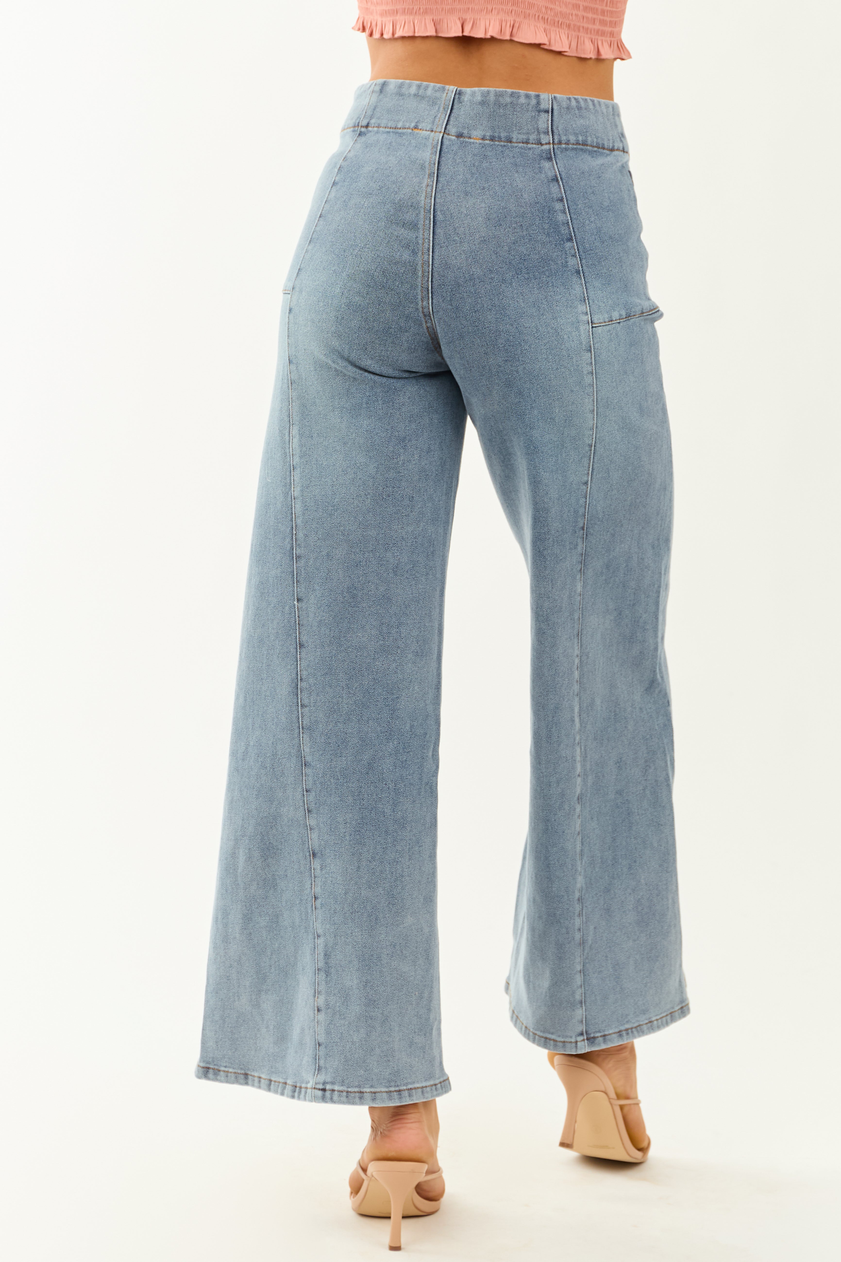 Medium Wash Super Wide Leg Semi-Stretchy Jeans | Lime Lush Boutique