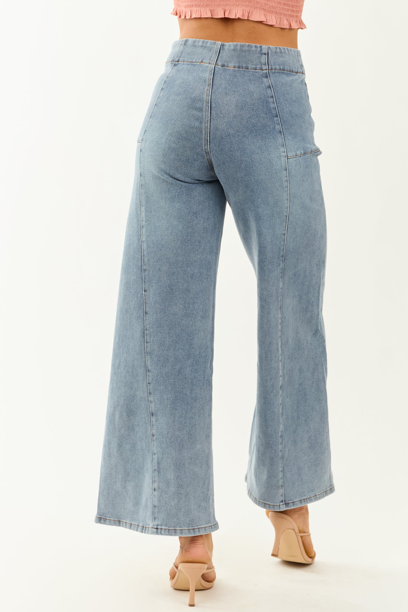 Medium Wash Super Wide Leg Semi-Stretchy Jeans