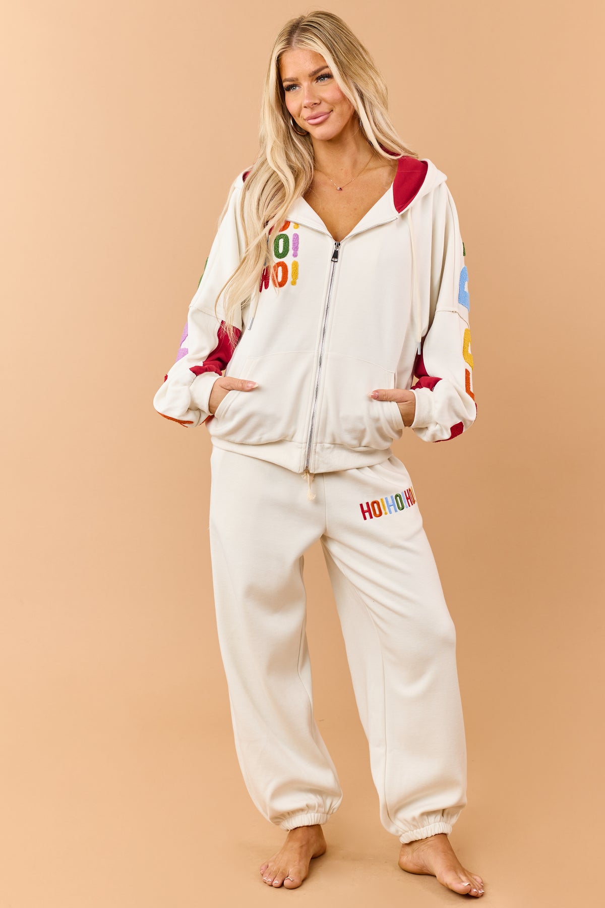 Mello Cream Christmas Lettering Jogger Sweatpants
