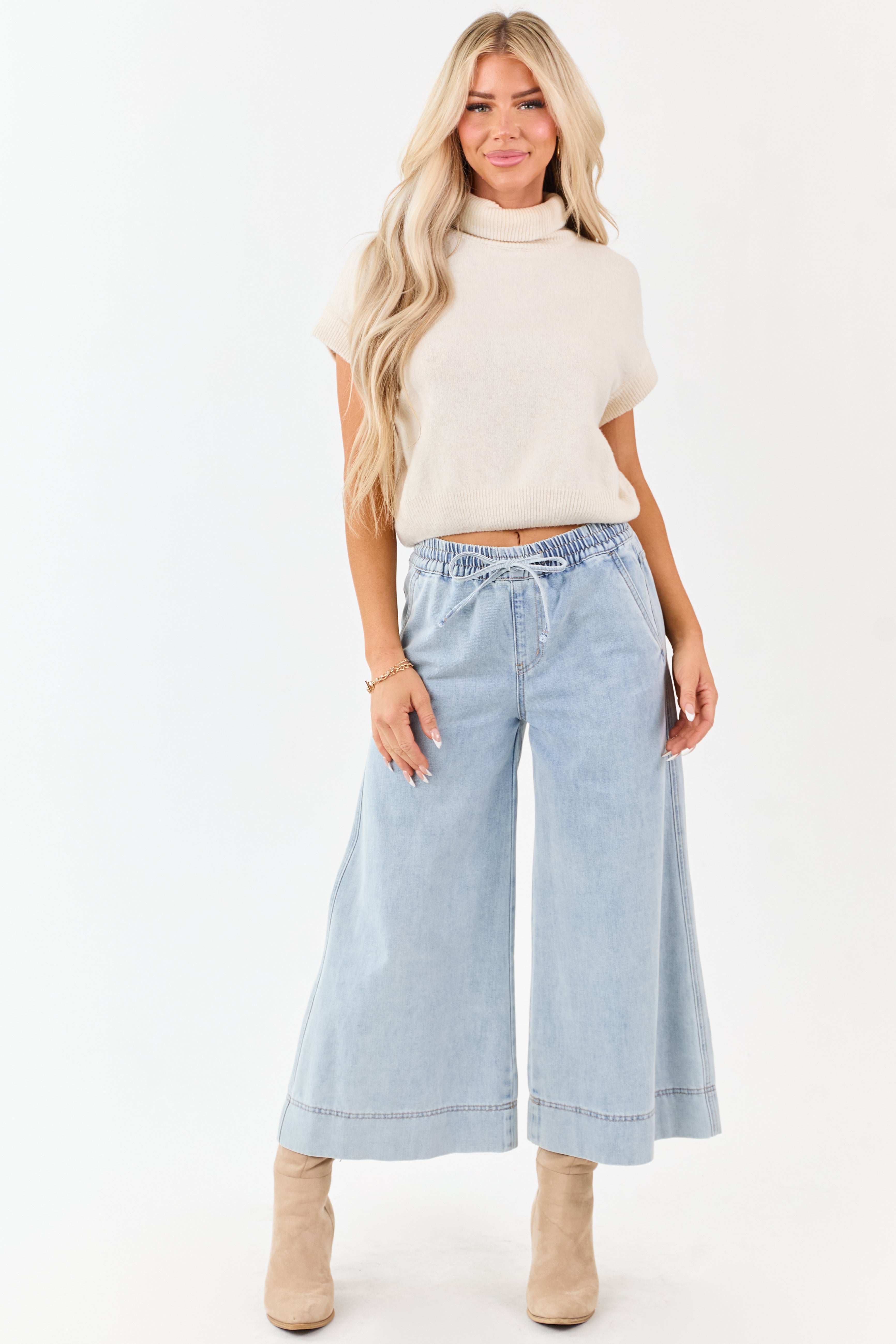 Mica Denim Light Wash Drawstring Wide Capri Jeans