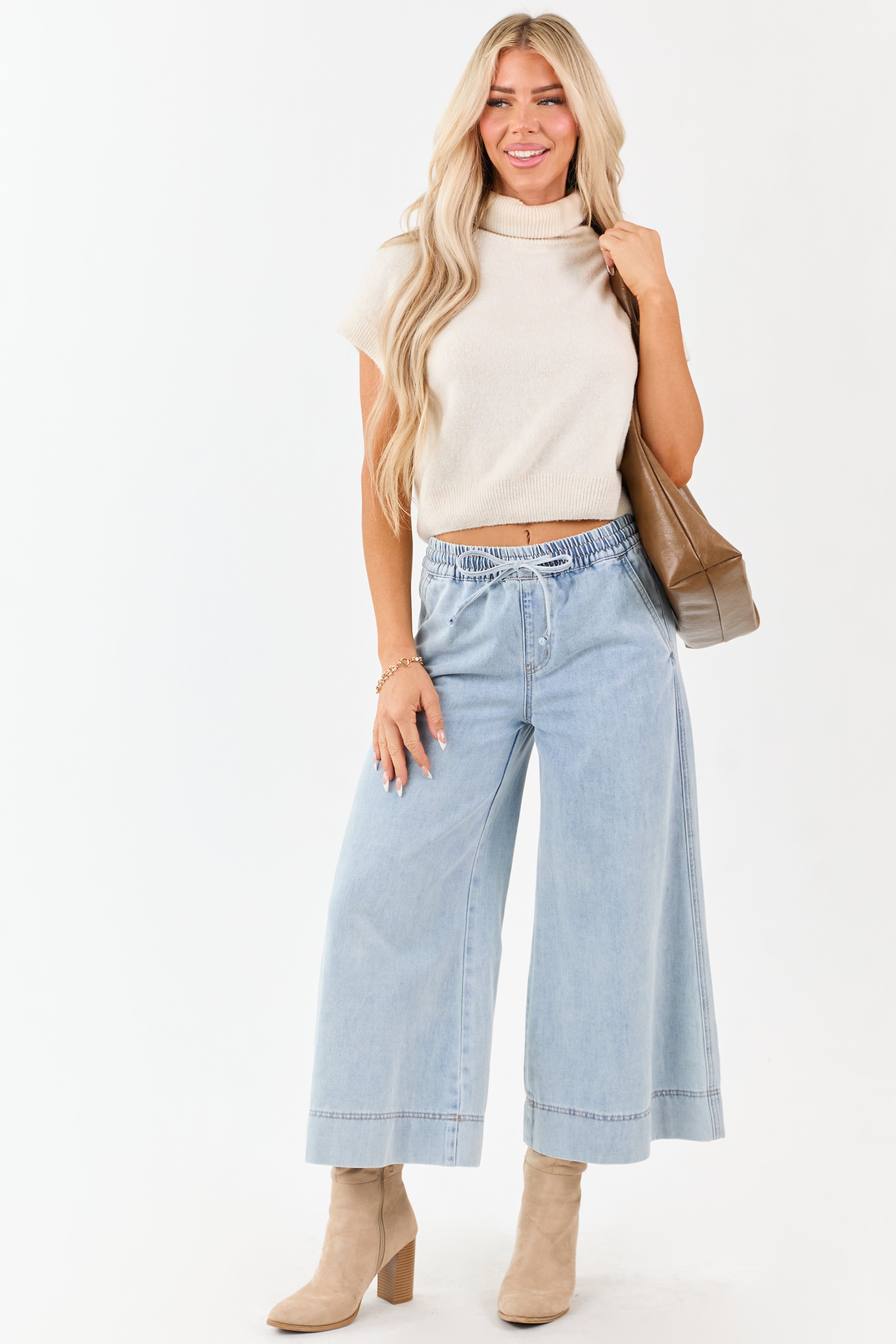 Mica Denim Light Wash Drawstring Wide Capri Jeans