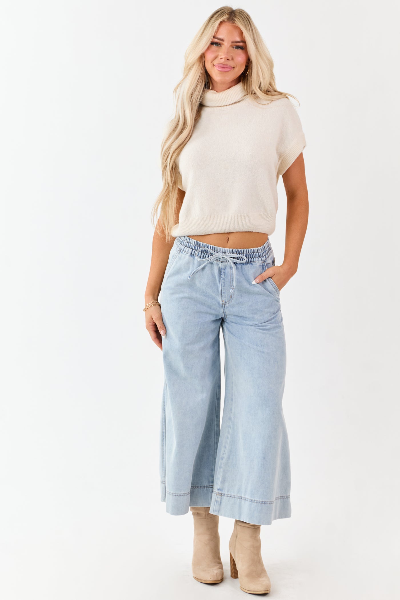 Mica Denim Light Wash Drawstring Wide Capri Jeans