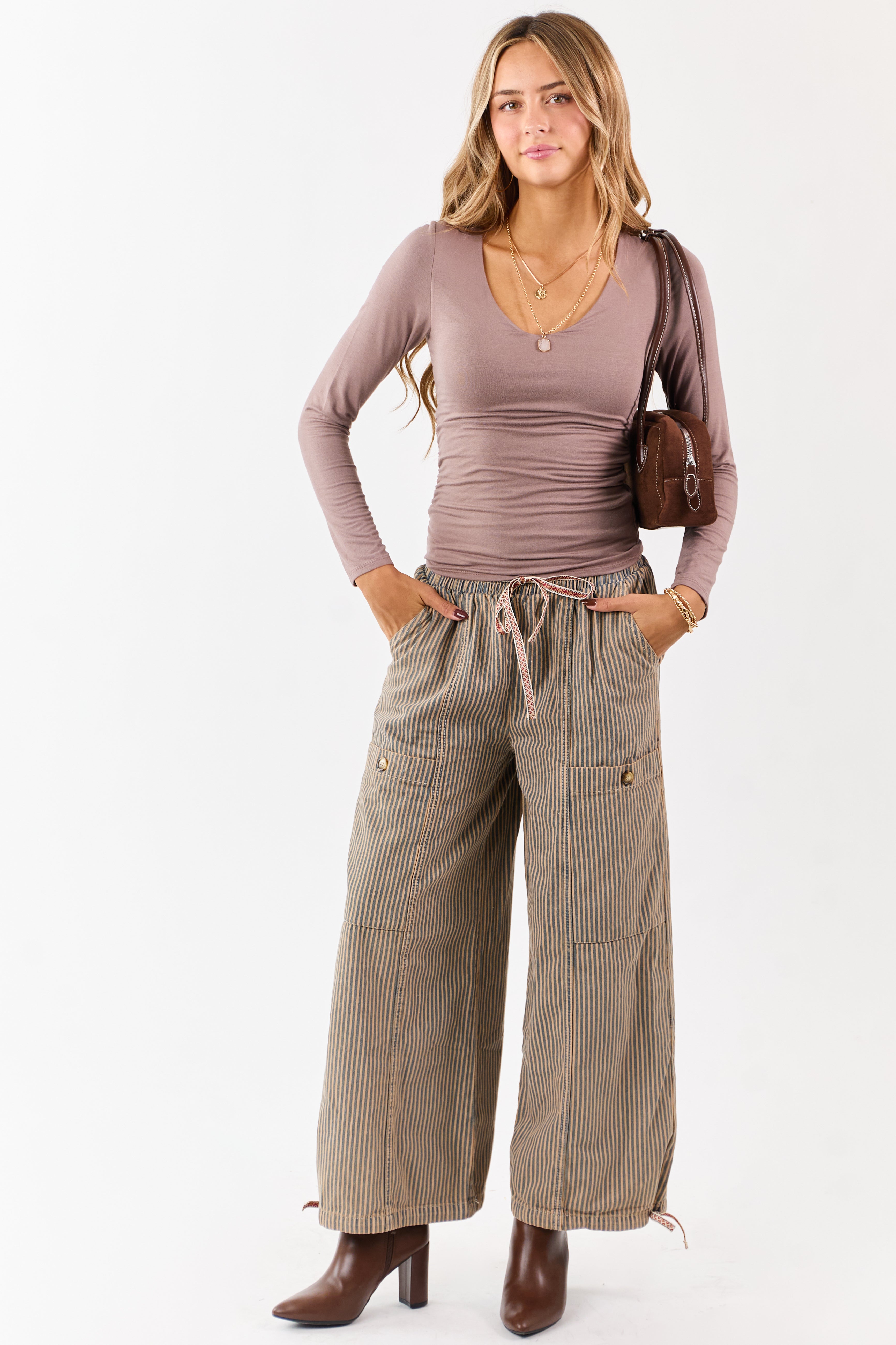 Mocha V-Neck Ruched Side Double Layer Fitted Top