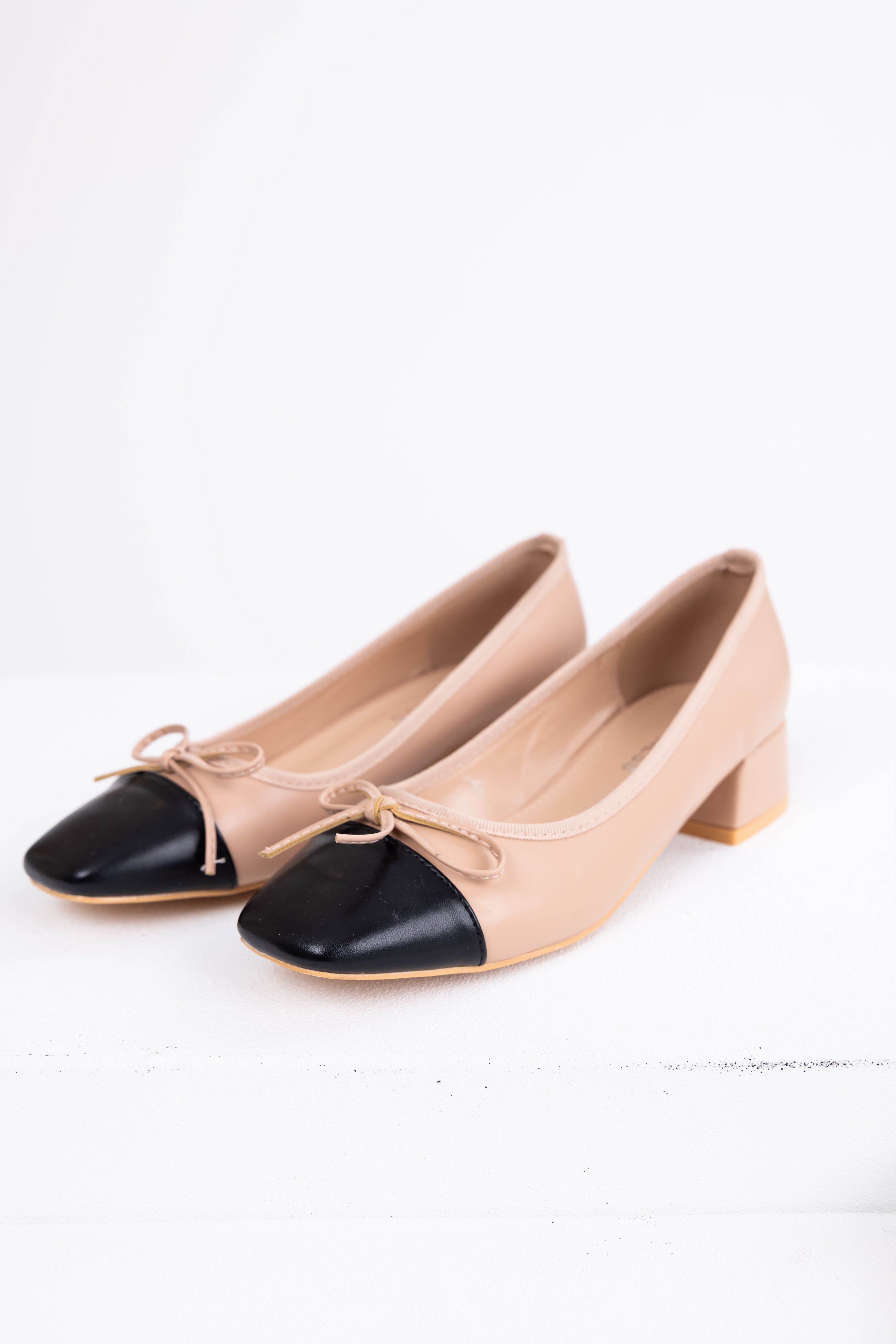Nude Contrast Toe Low Heel Ballerina Shoes Nude Contrast Toe Low Heel Ballerina Shoes
