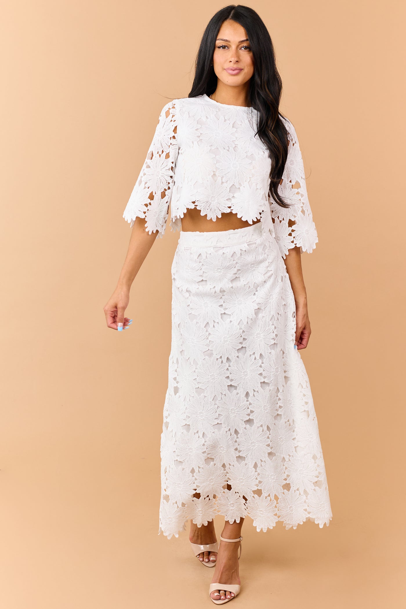 Off White Floral Lace Scalloped Hem Half Sleeve Top