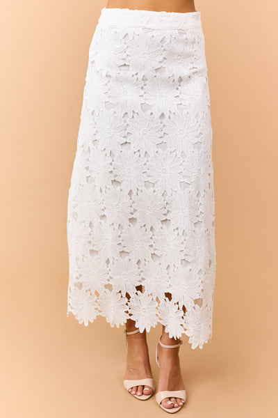 Off White Floral Lace Scalloped Hem Maxi Skirt