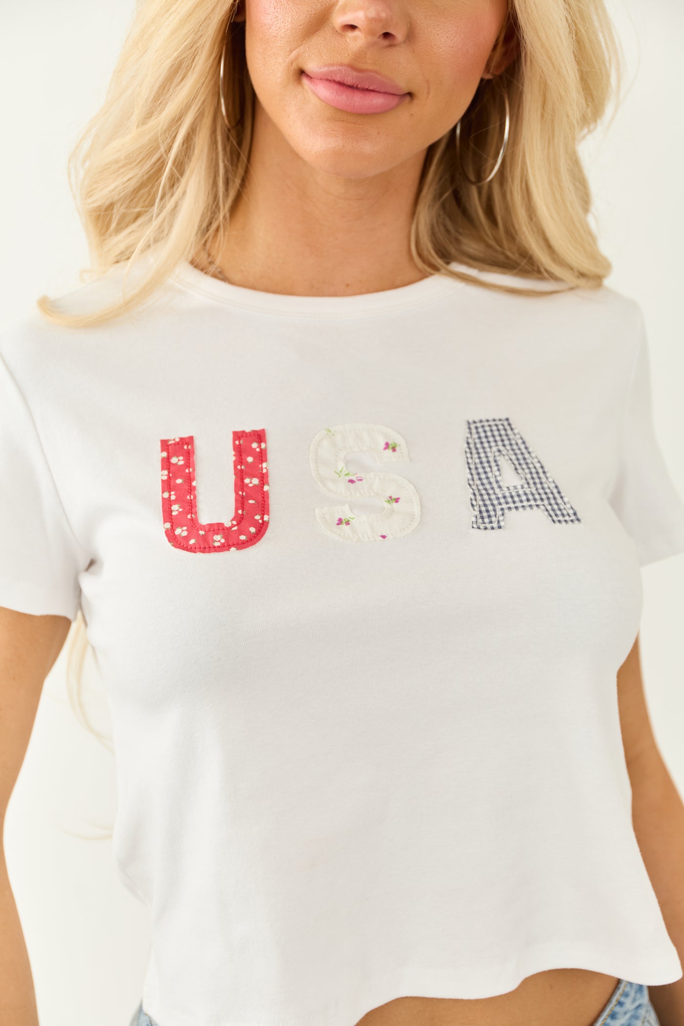 Off White 'USA' Patch Graphic Short Sleeve Tee