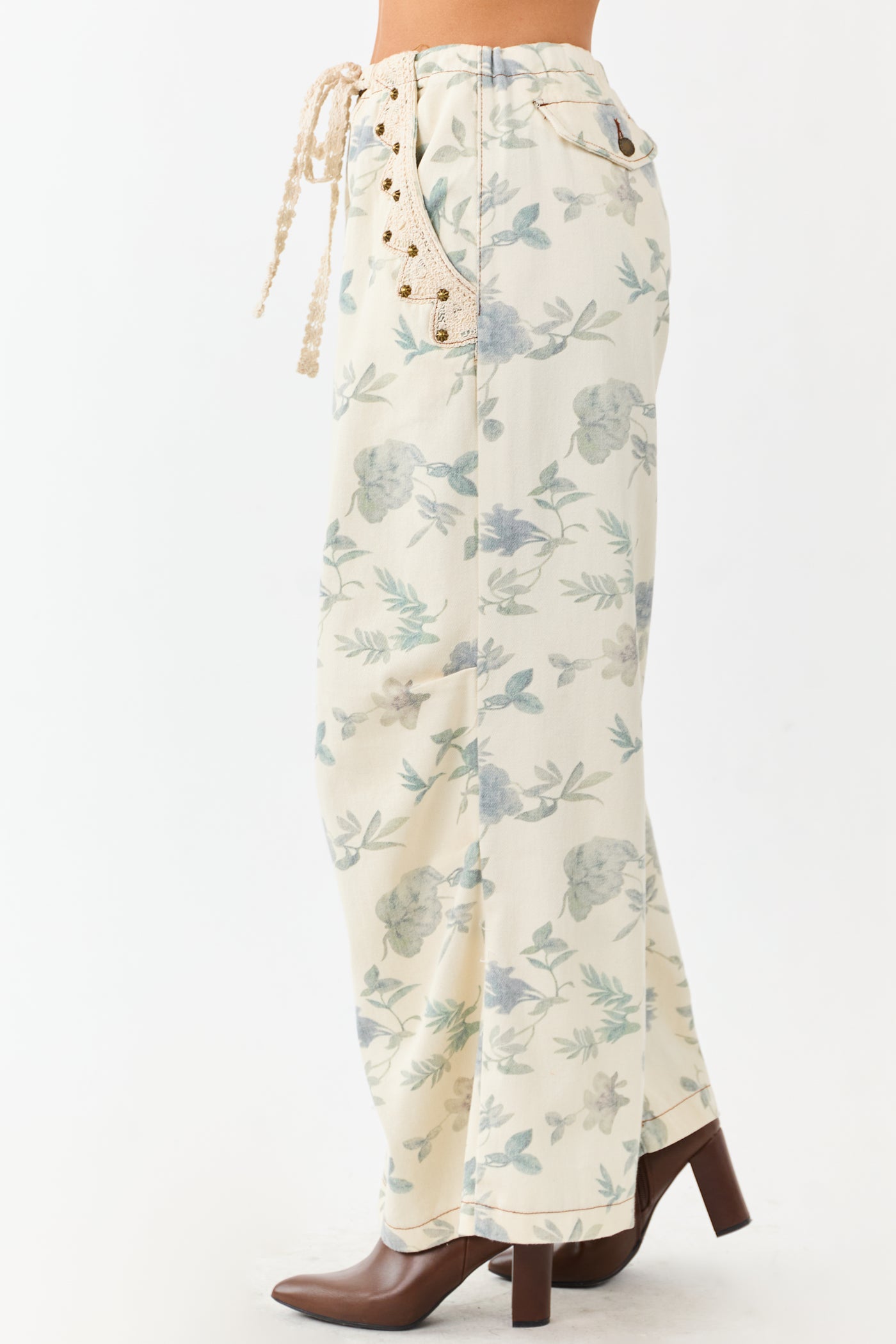 POL Cream Floral Print Wide Drawstring Denim Pants