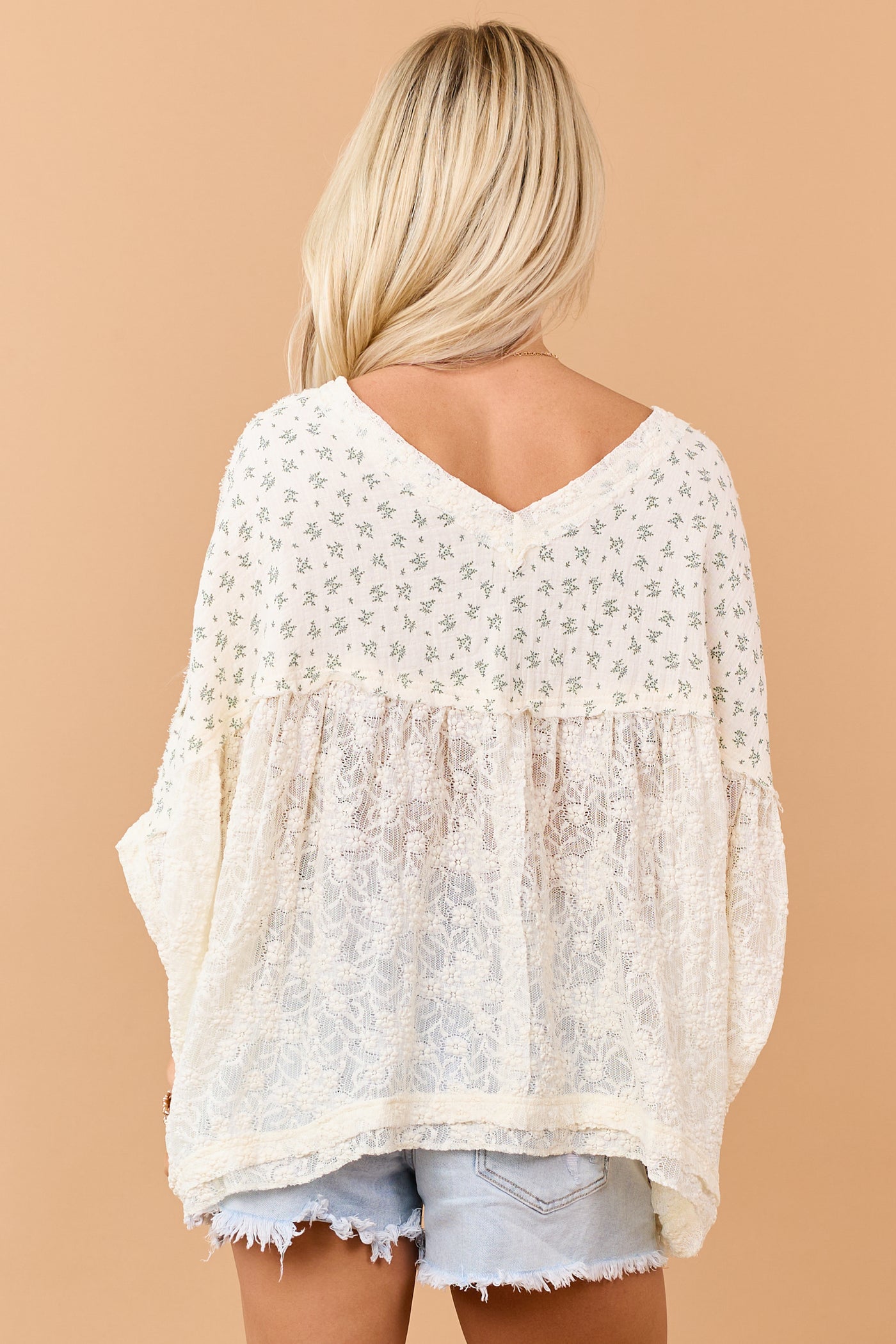 POL Cream Floral Print and Lace Relaxed Top