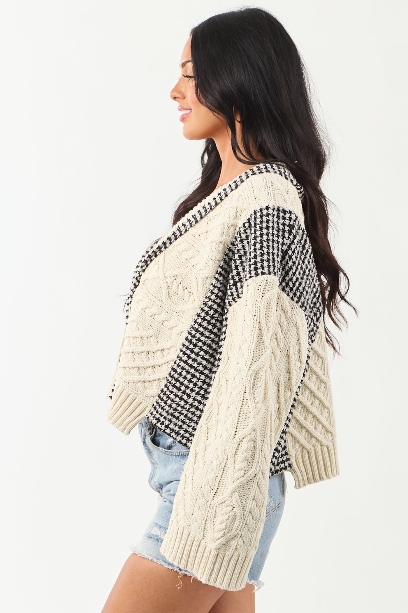 POL Ivory Cable Knit Houndstooth Contrast Cardigan