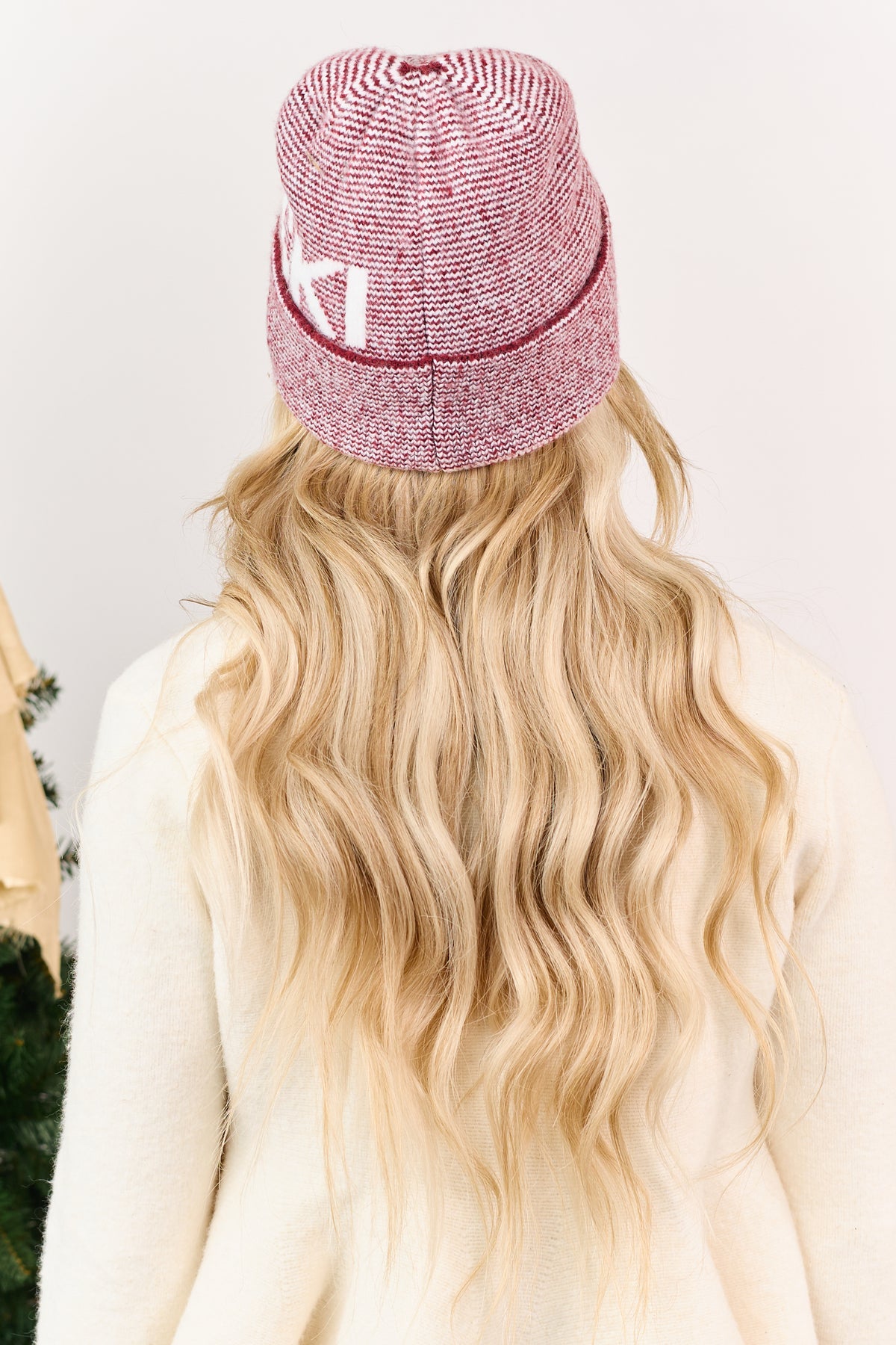 Red and White Chevron Stripe 'Aprés' Cuff Beanie