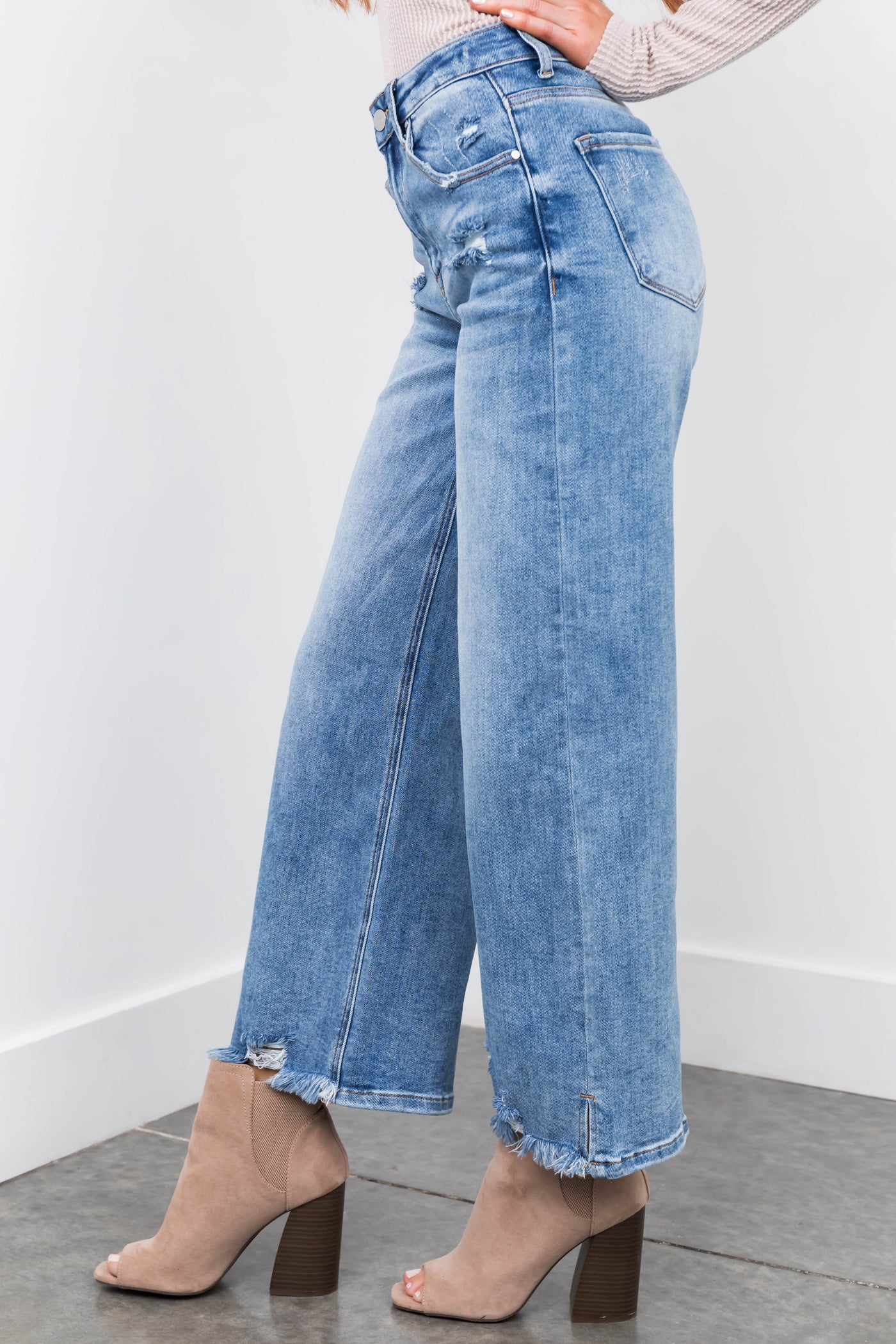 Risen Ankle Wide Leg Jeans with Side Slit