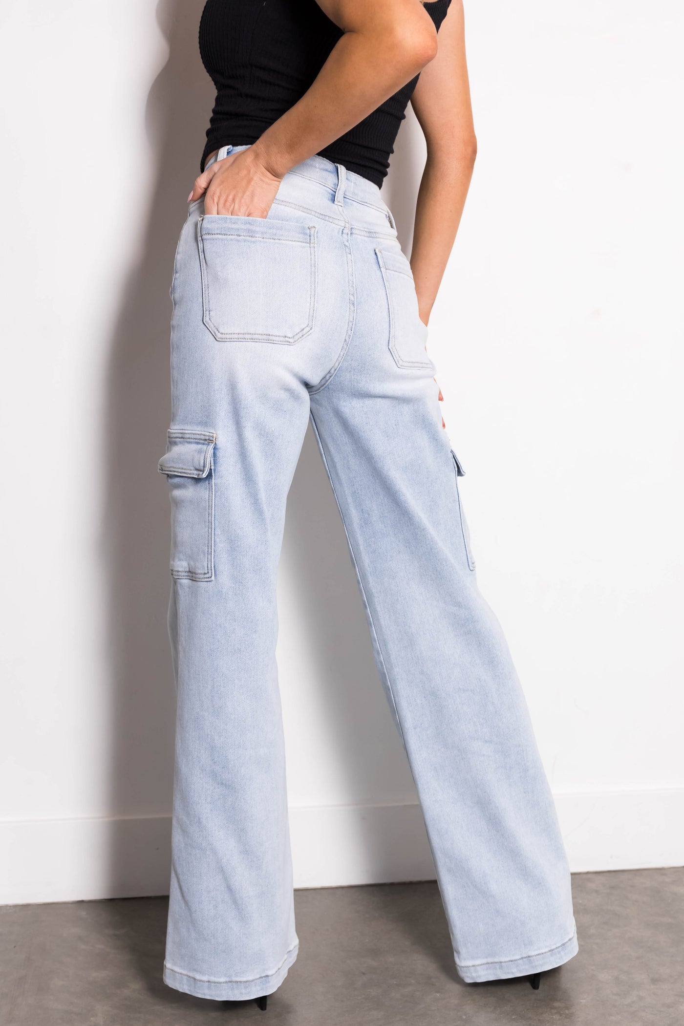 High Rise Washed Straight Leg Cargo Jeans