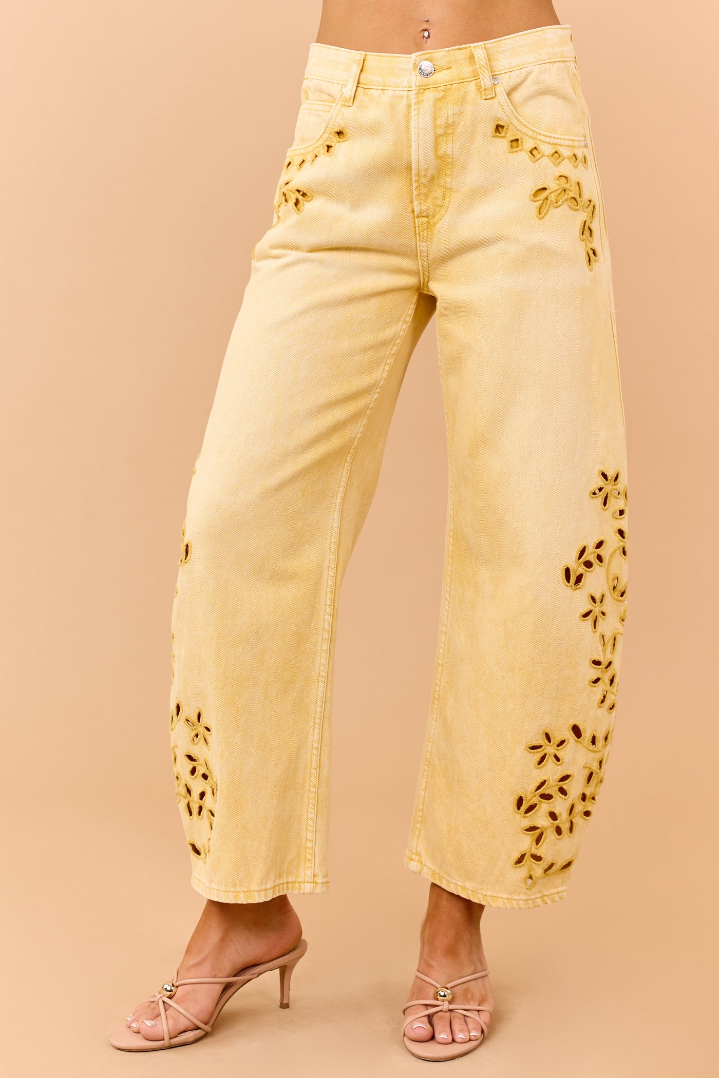 Saige Amber Embroidered Tummy Control Barrel Jeans
