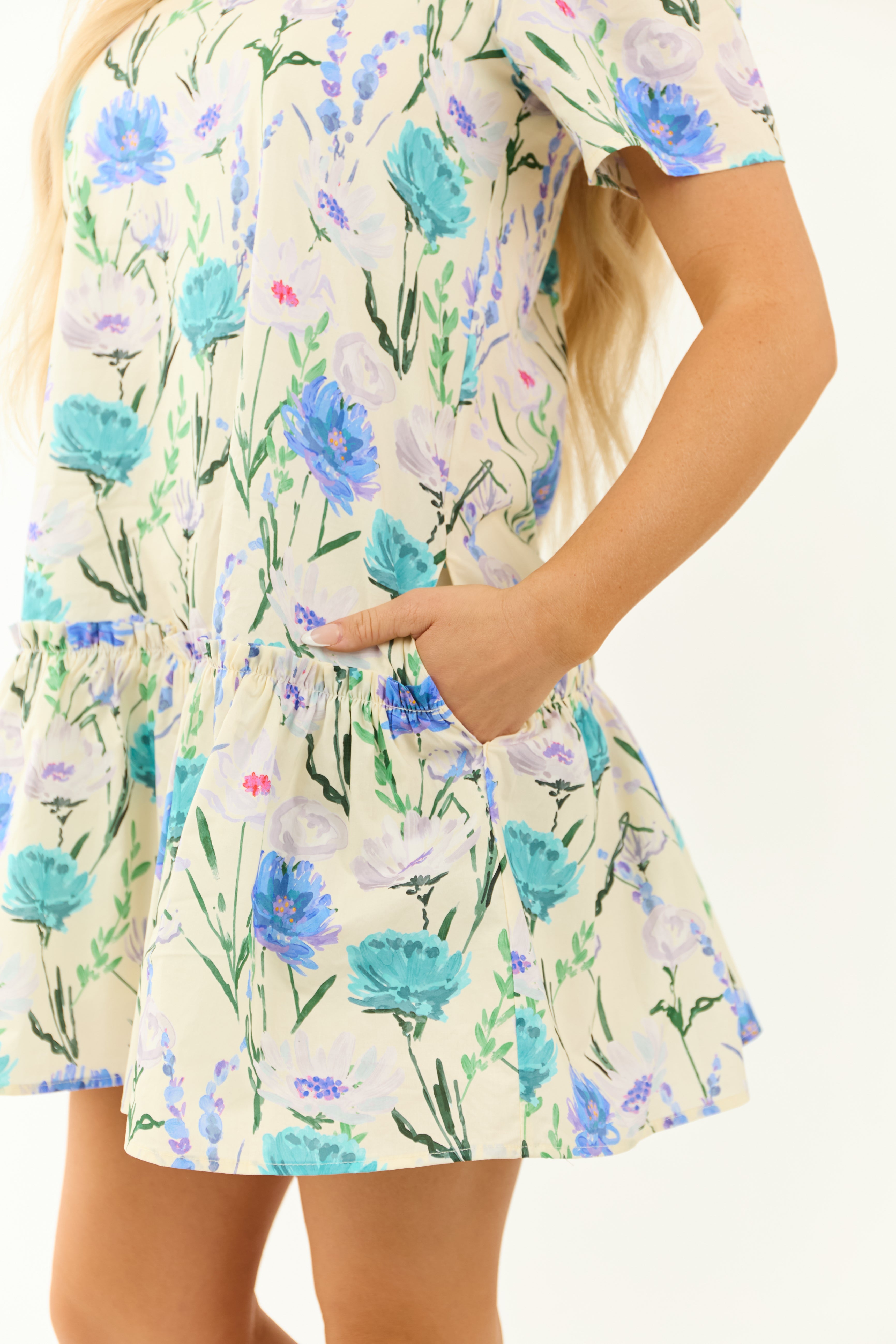 She+Sky Cream Floral Print Short Sleeve Short Dress