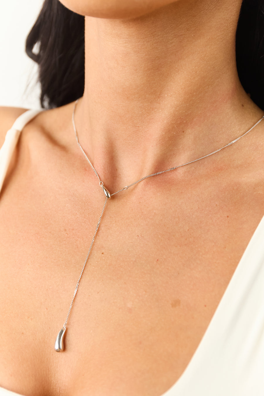Silver Metallic Adjustable Lariat Teardrop Necklace