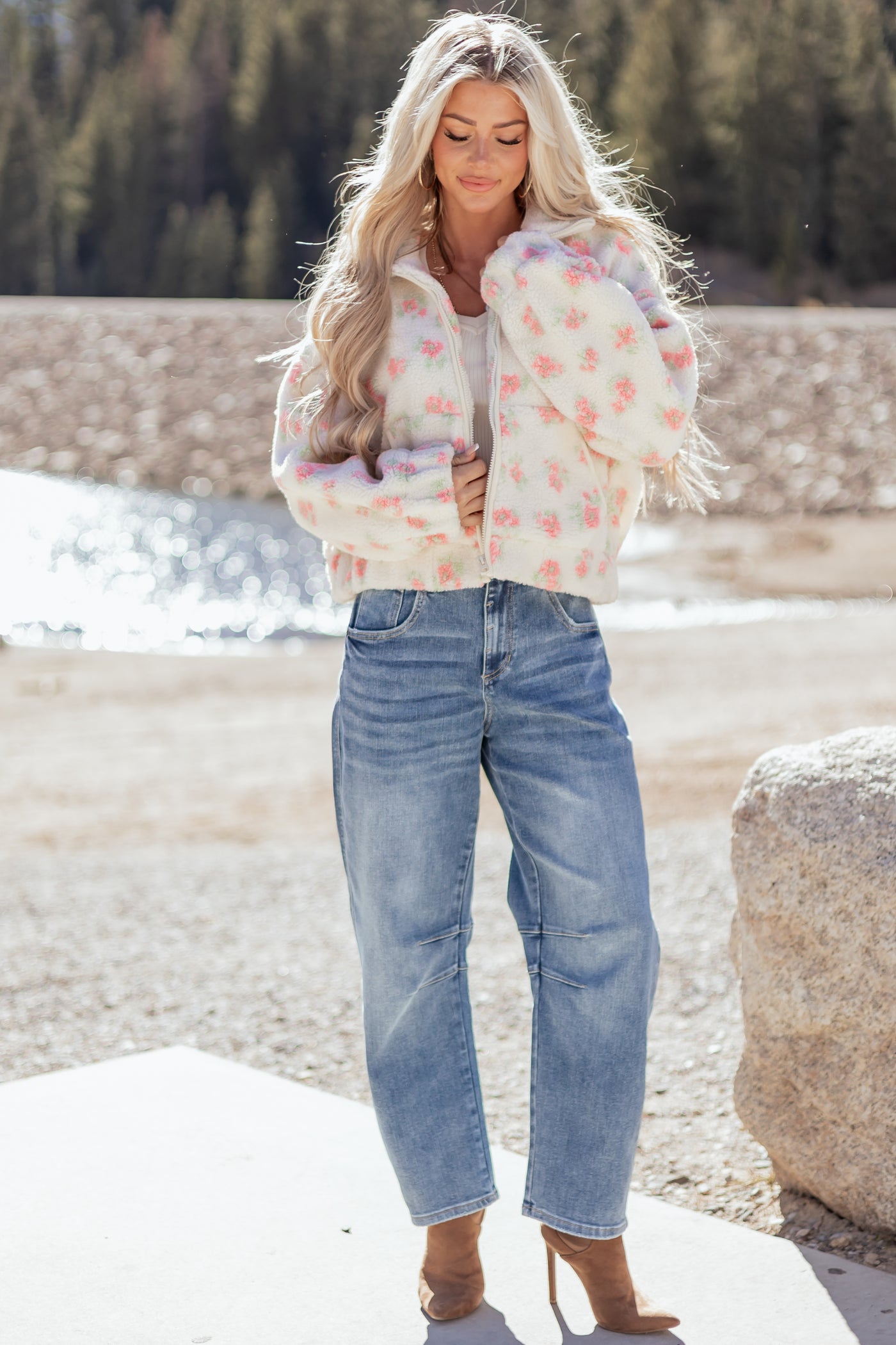 Vanilla Floral Pattern Zip Up Sherpa Jacket