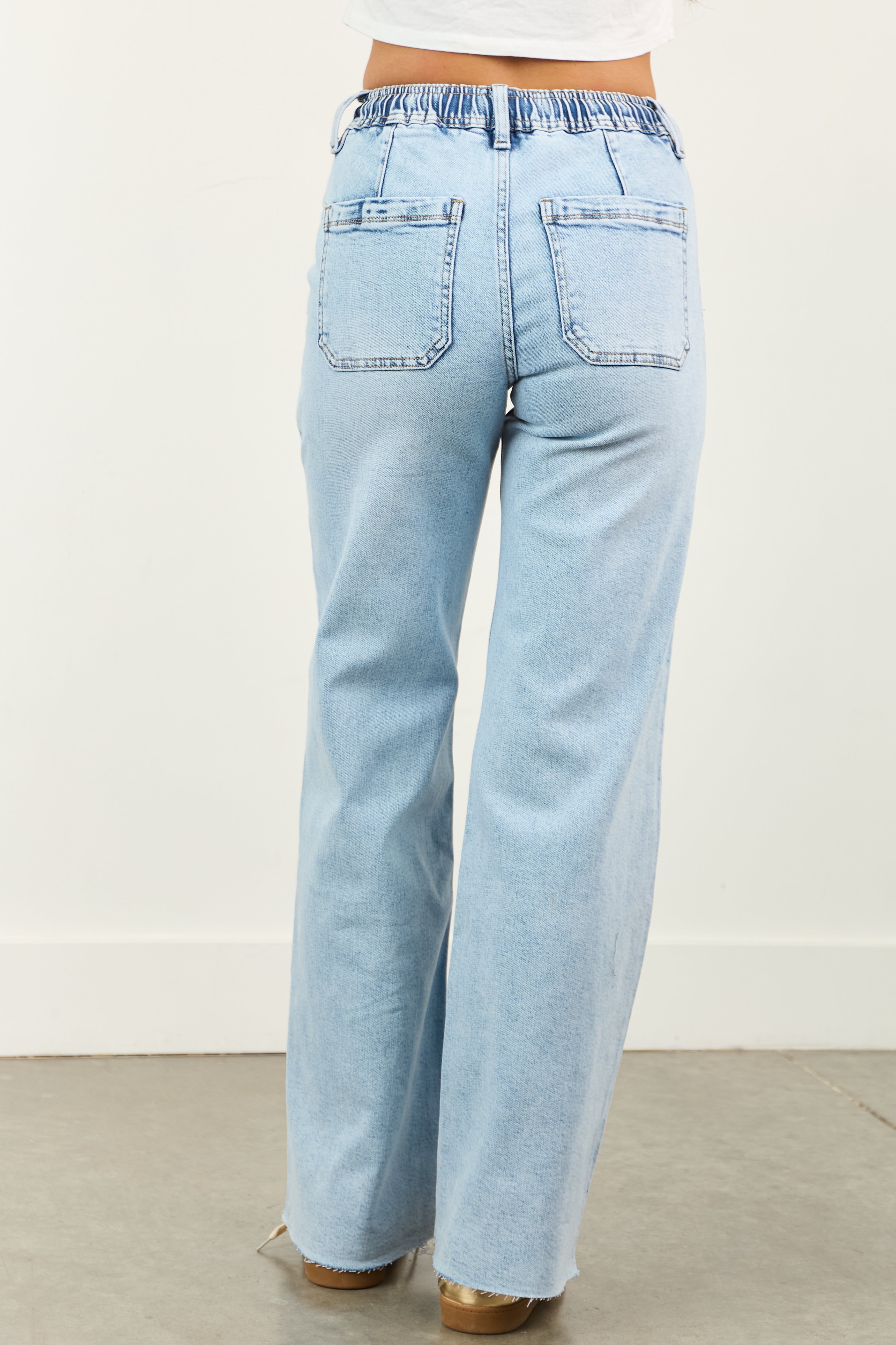 Vervet Light Acid Wash Stretchy Wide Leg Jeans