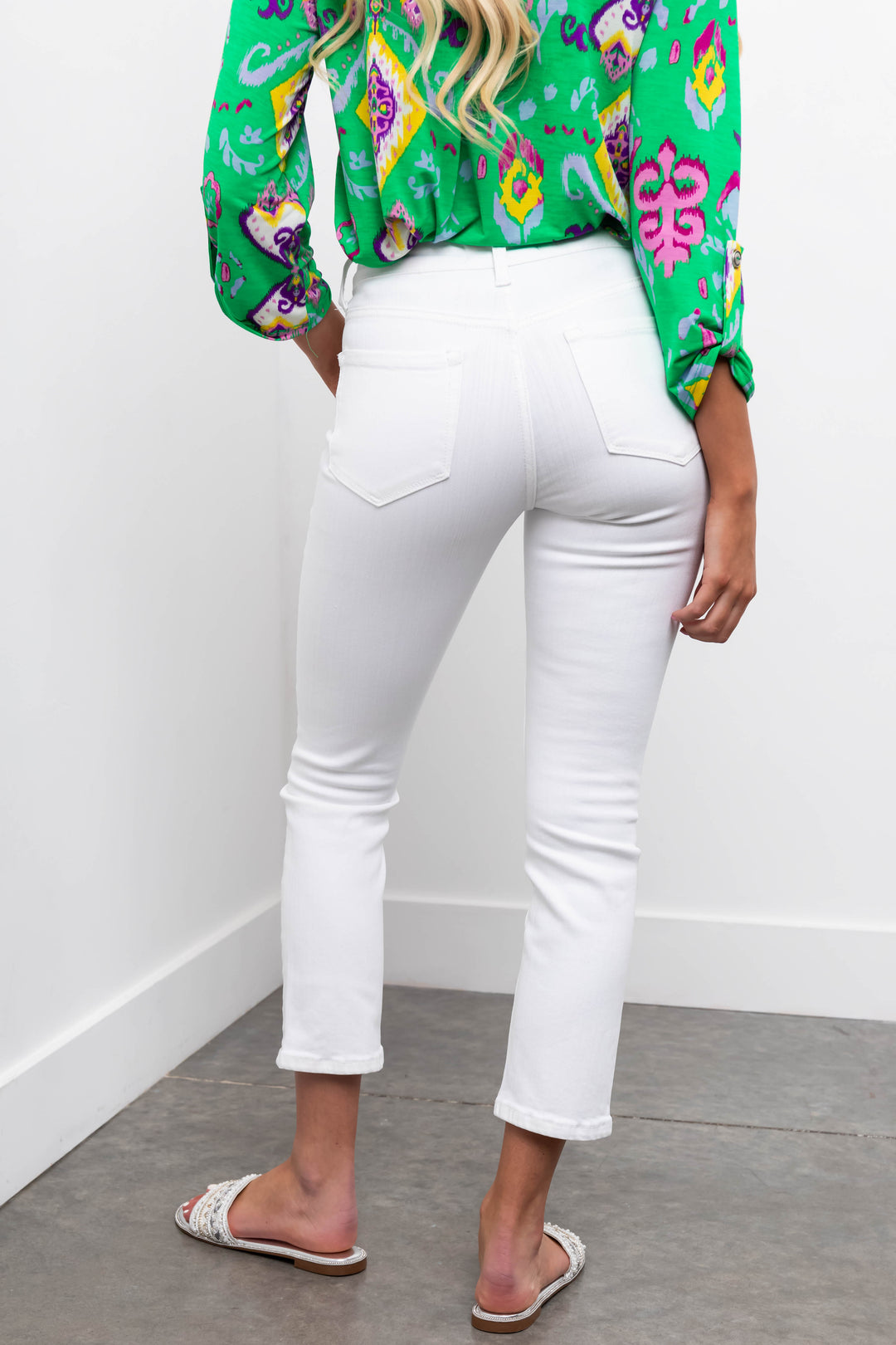 Vervet White High Rise Cropped Straight Jeans & Lime Lush
