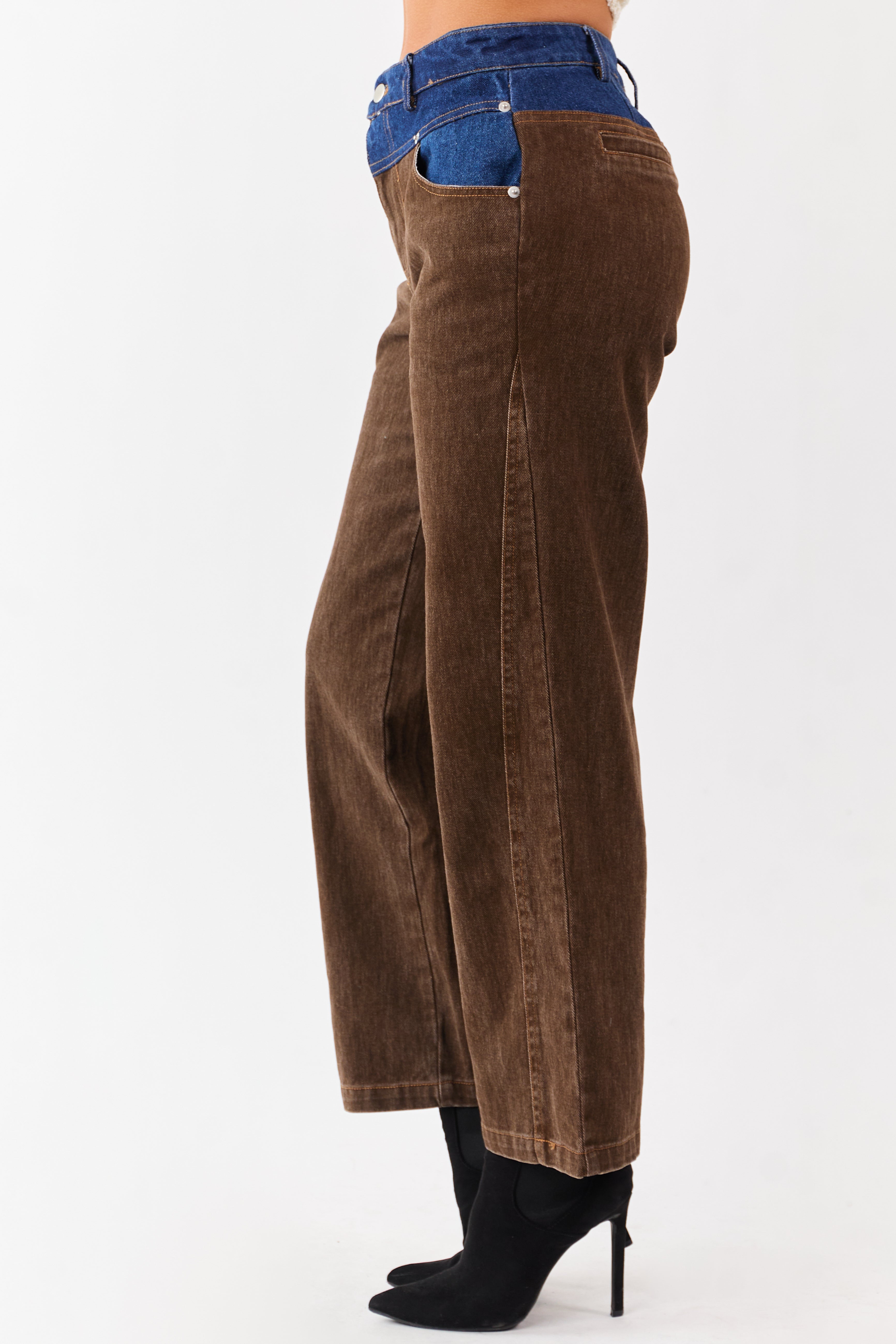 Walnut Contrast Dark Wash Relaxed Straight Jeans