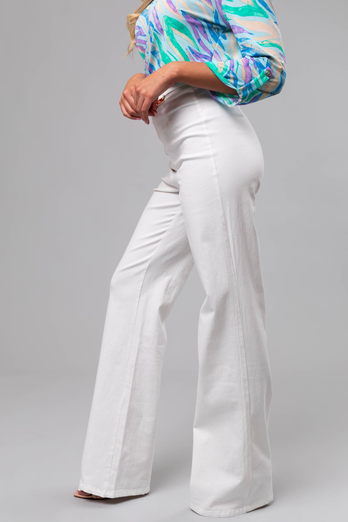 White Denim High Waisted Wide Leg Gold Belt Pants