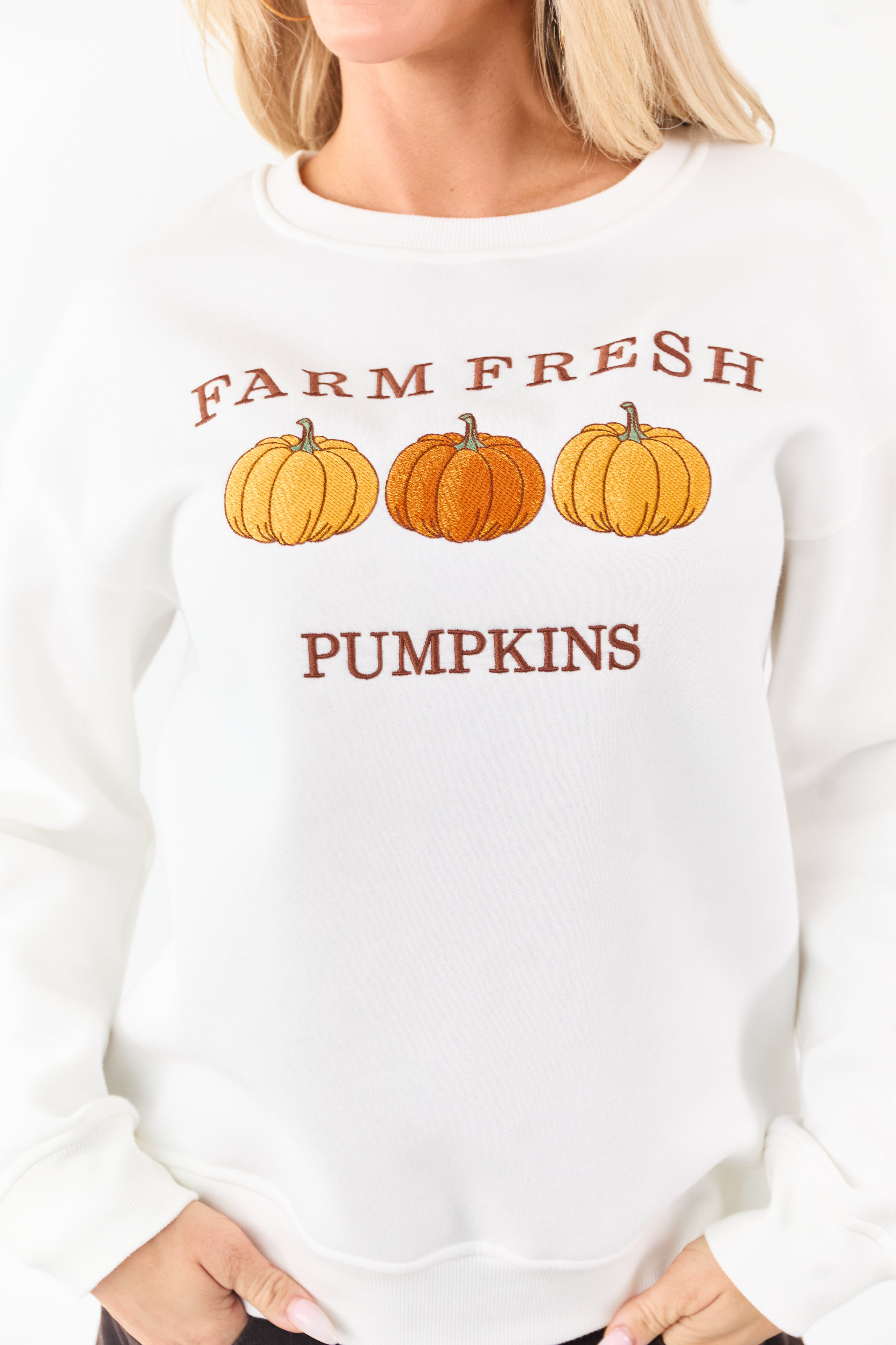 White Pumpkin Graphic Long Sleeve Sweatshirt
