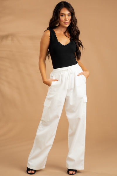Black Scalloped Trim V Neck Ribbed Tank Top