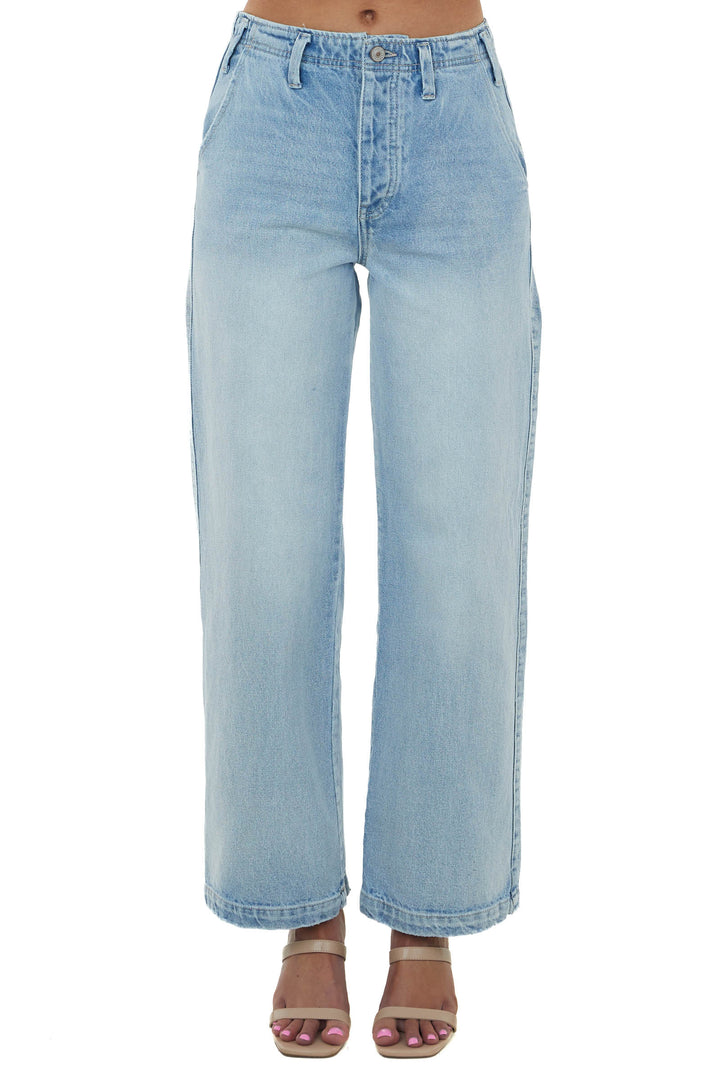 Light Wash Wide Leg Jeans with Side Pockets
